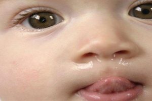 Cách trị ho sổ mũi cho bé đơn giản mà các mẹ cần biết