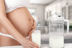 Sữa cho bà bầu nên uống khi nào và sữa bầu có tác dụng gì?