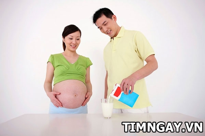 Tháng cuối thai kỳ có nên uống sữa bầu hay không?1