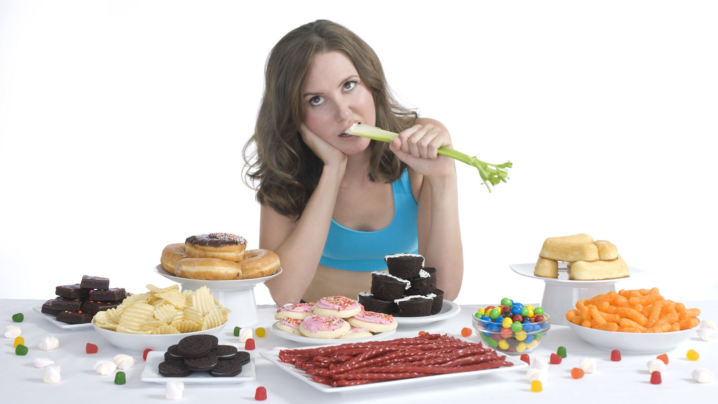 12 thói quen không tốt trong ăn uống nên bỏ ngay lập tức